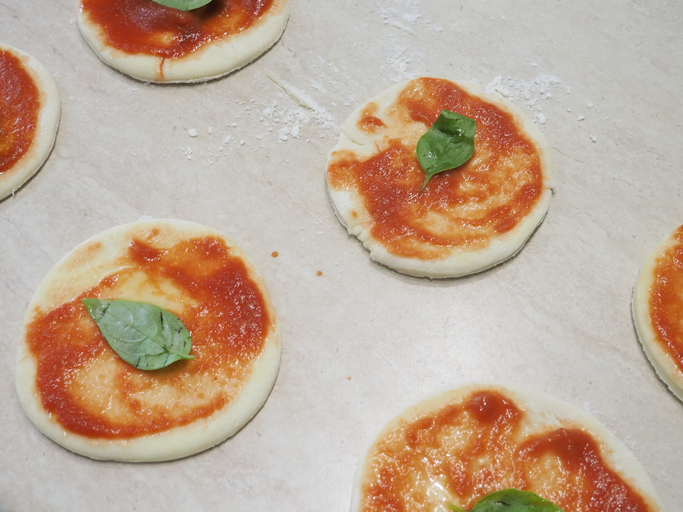 English Muffin Pizza